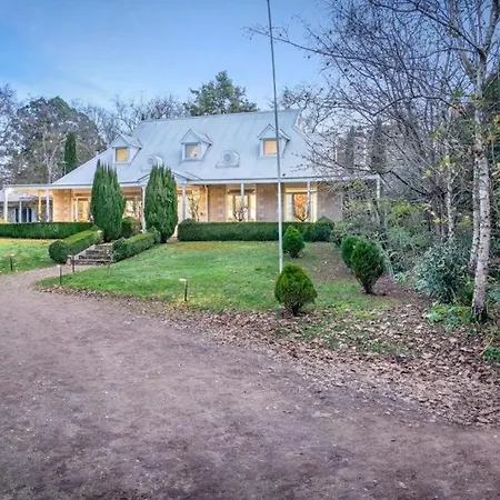 Beechworth House Hotel Exterior photo